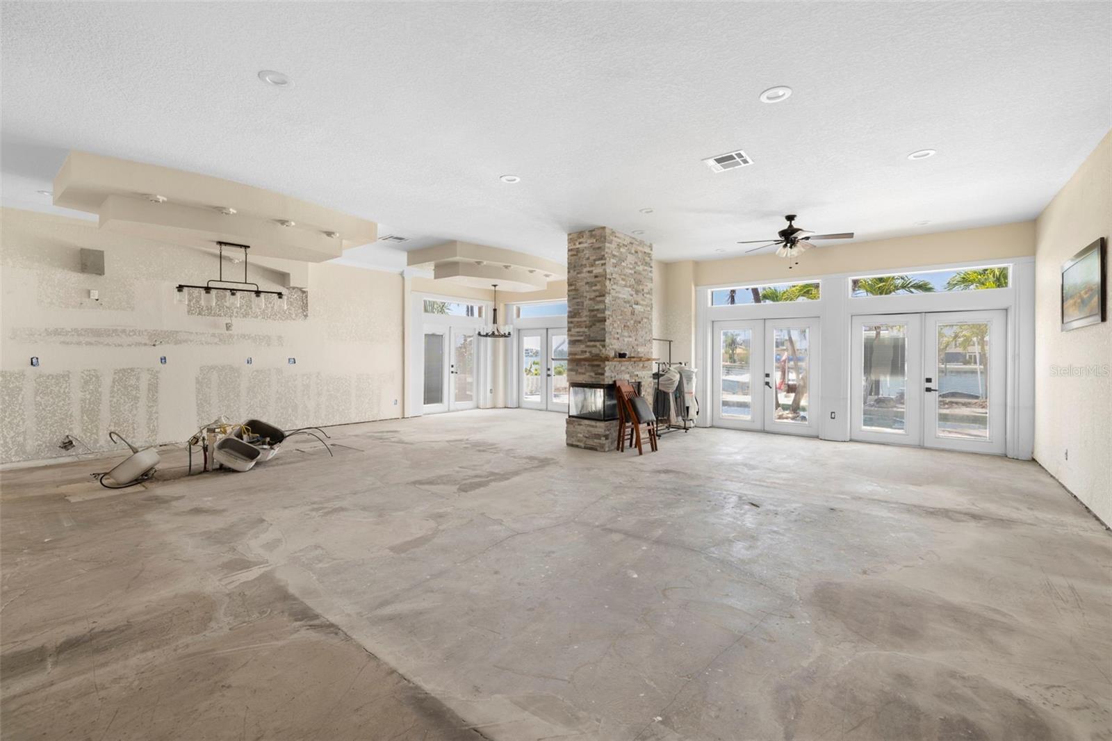 11160 8TH STREET E