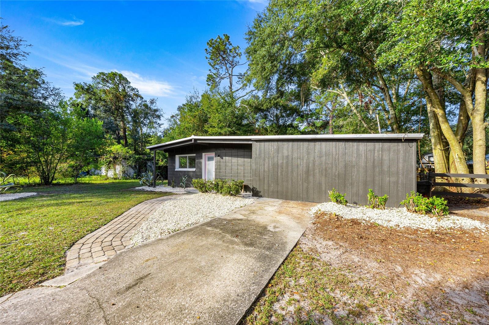 HIGHLAND COURT MANOR - Residential