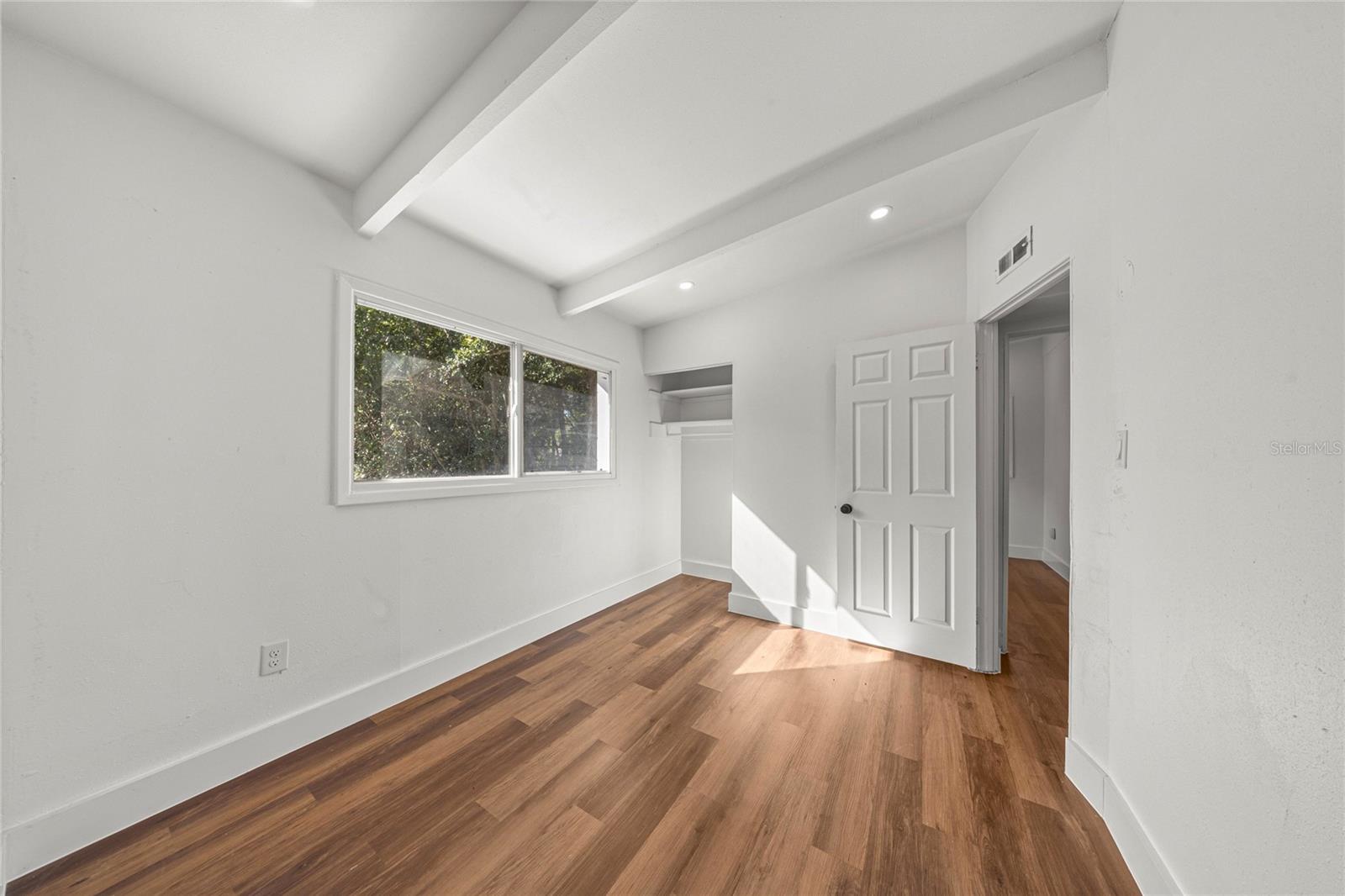 HIGHLAND COURT MANOR - Residential