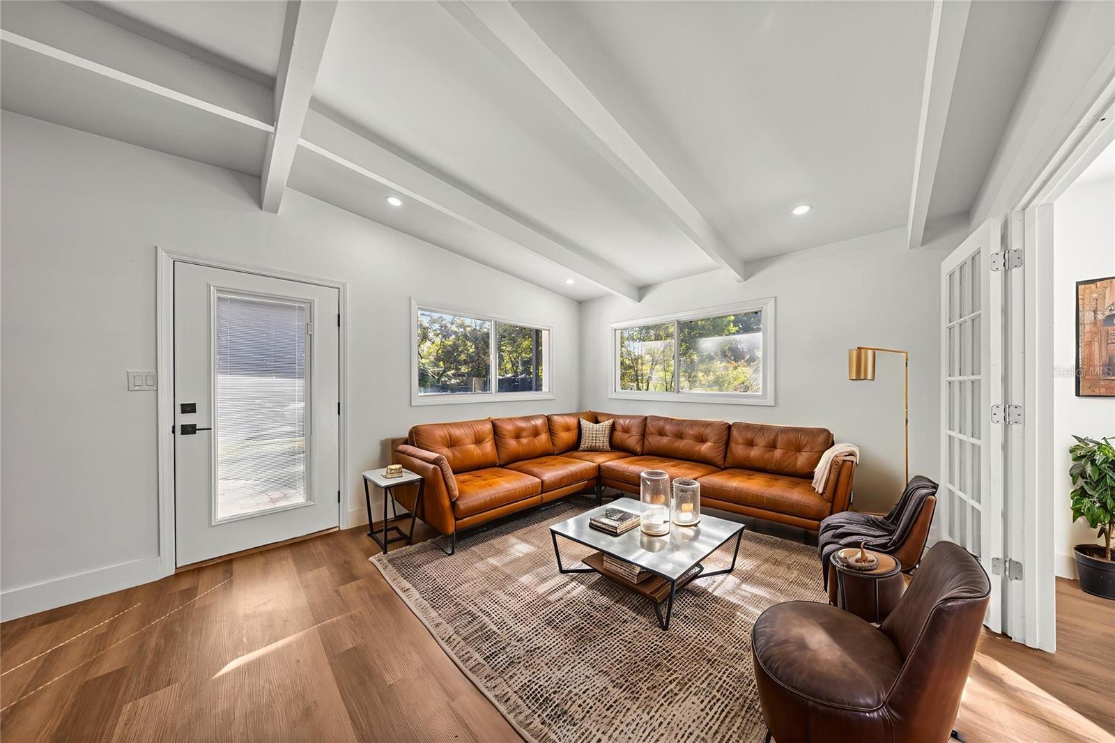 HIGHLAND COURT MANOR - Residential