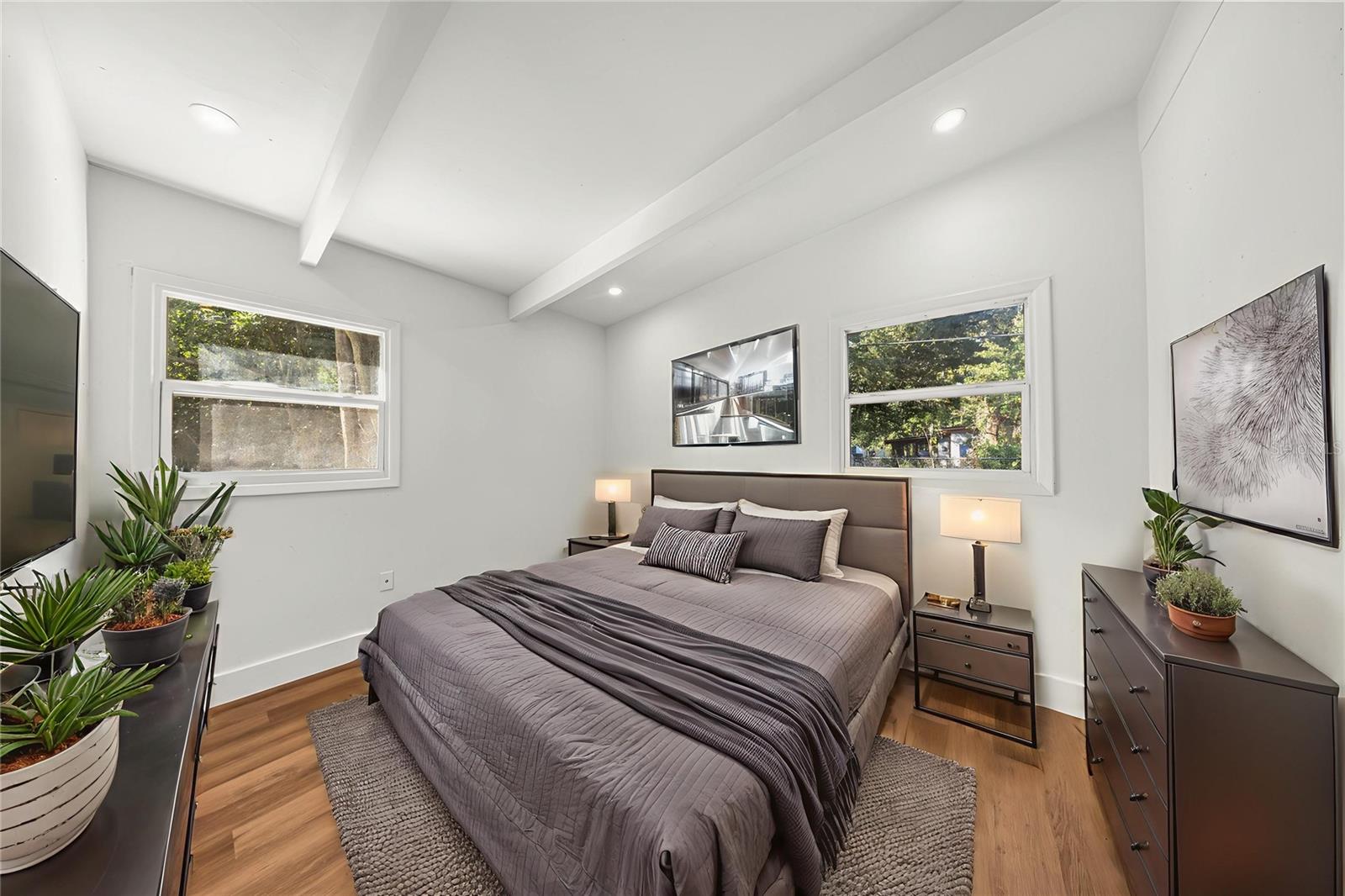 HIGHLAND COURT MANOR - Residential