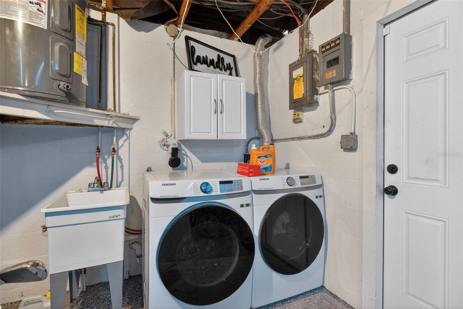 BEACON SQUARE - Residential