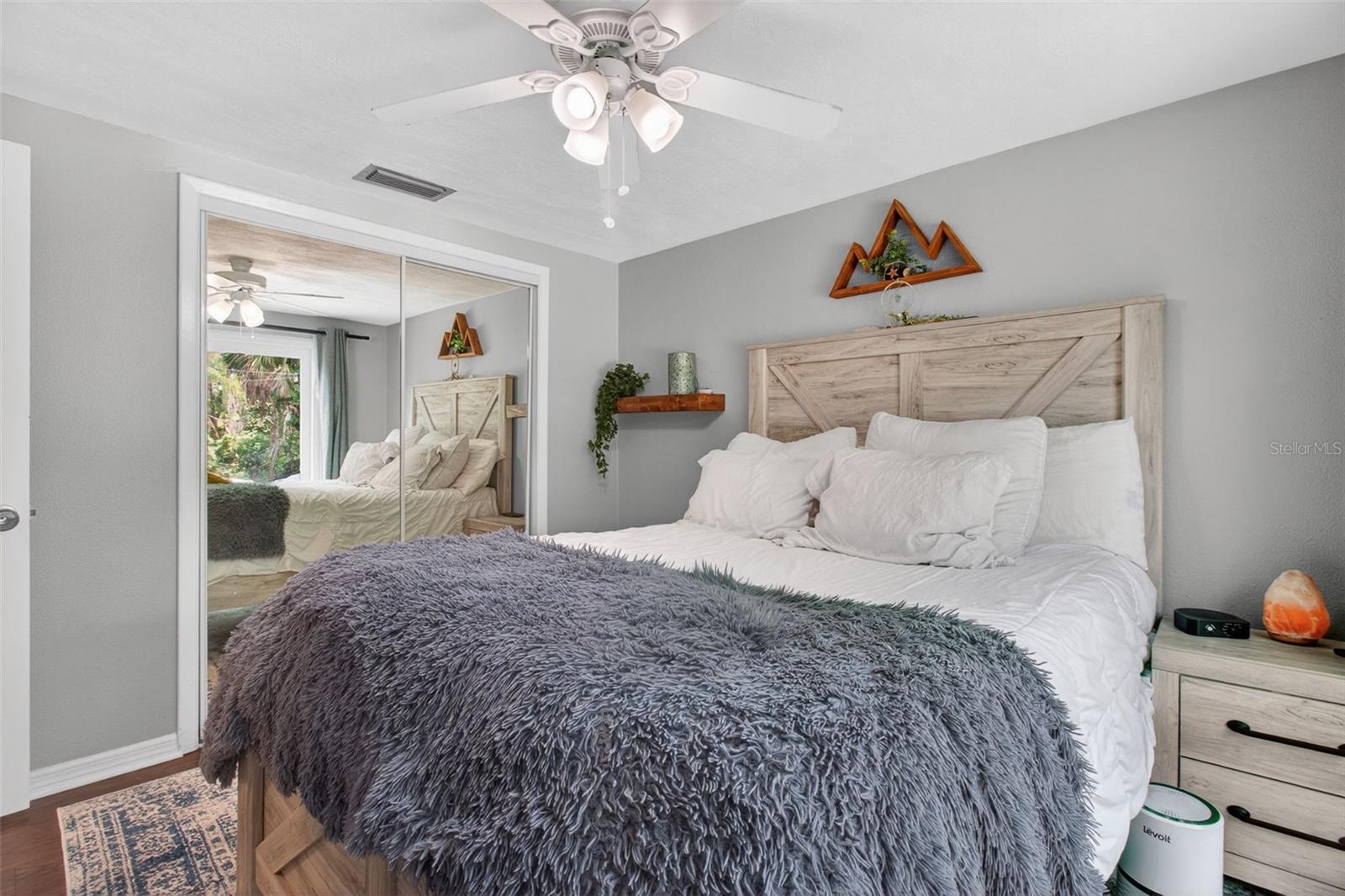 BEACON SQUARE - Residential