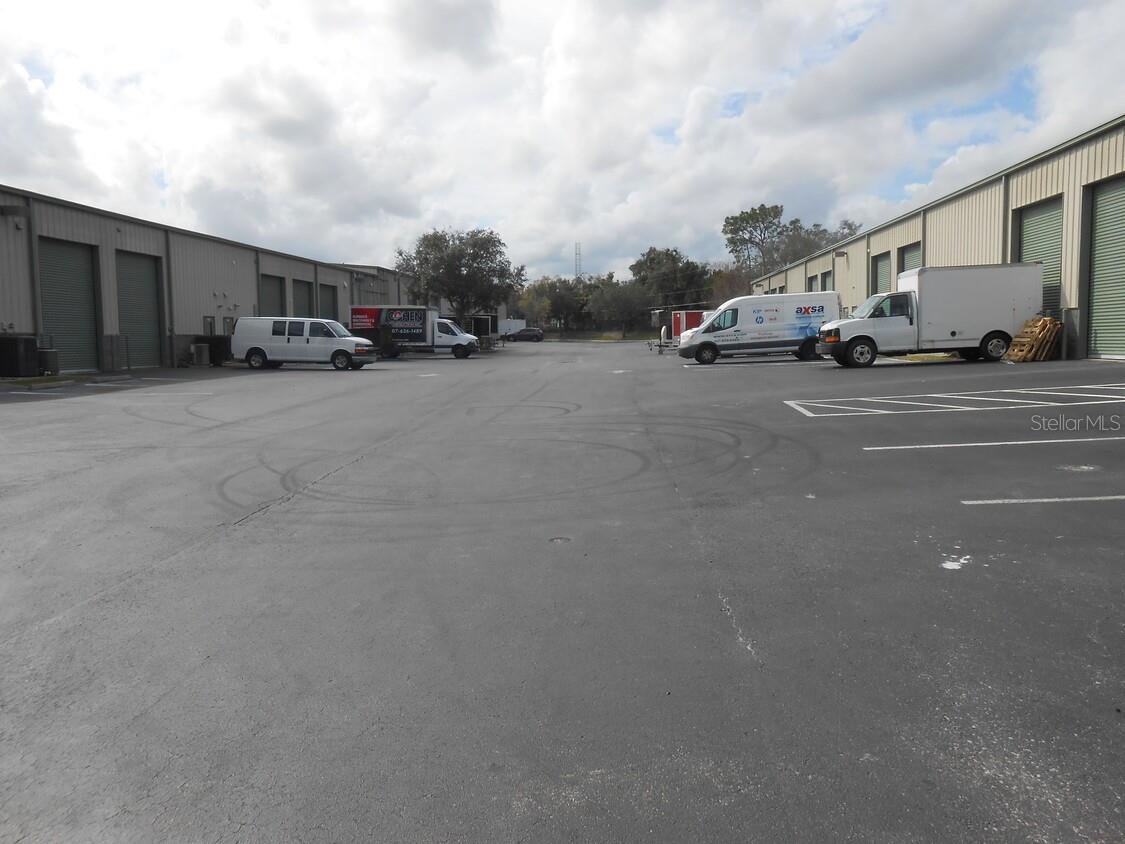 2100 N RONALD REAGAN BOULEVARD 1064,1072
