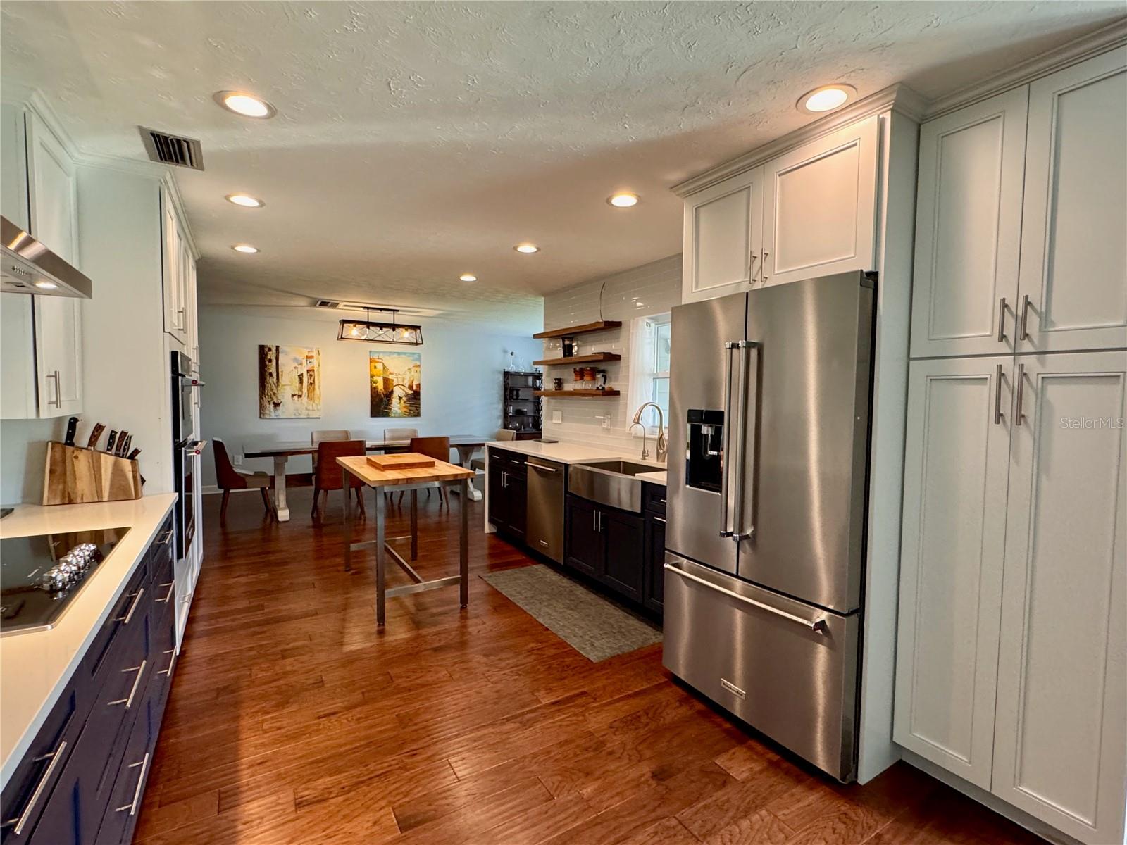 WILLOW LAKES ESTATES - Residential