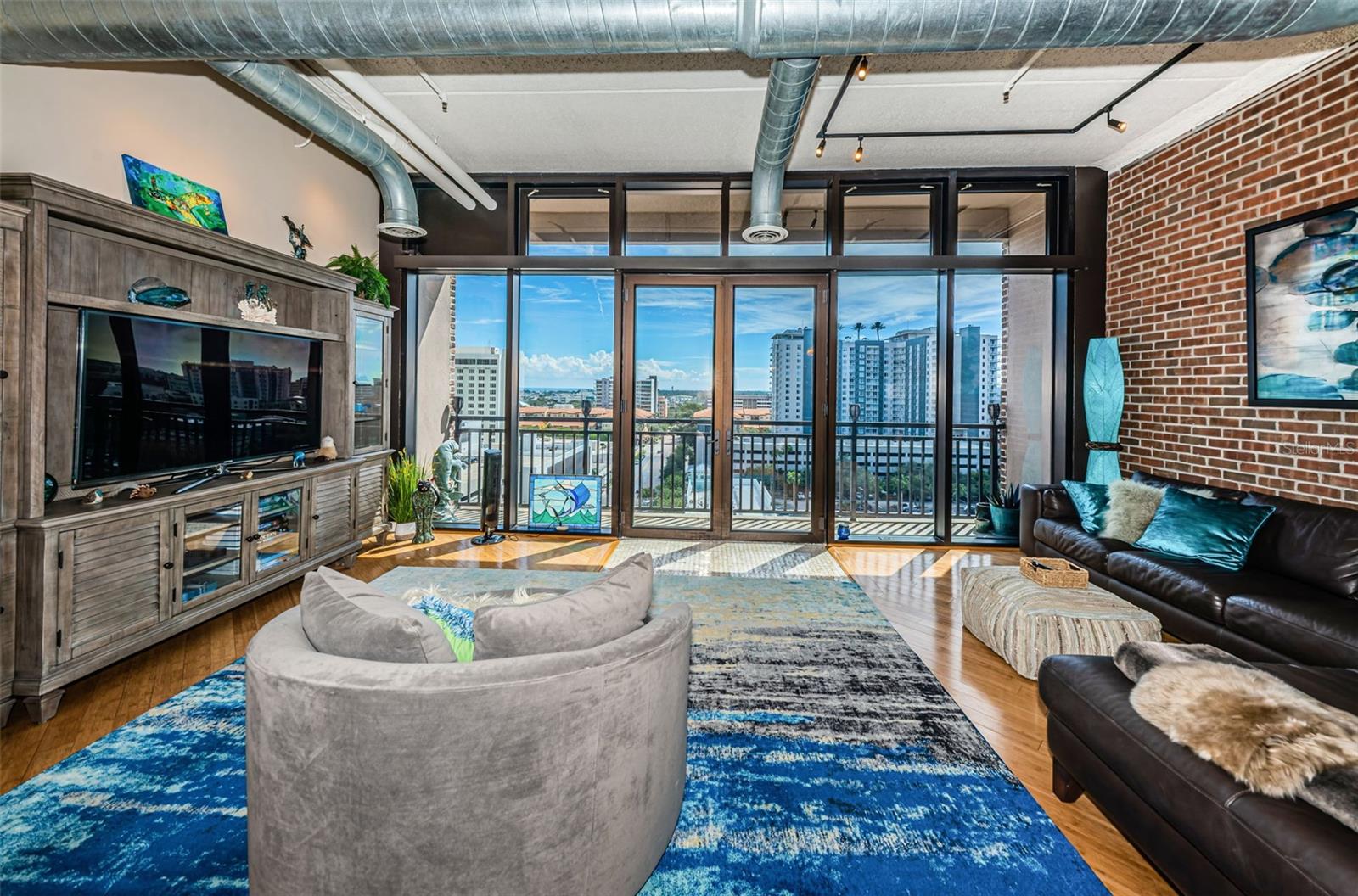 MC NULTY LOFTS CONDO - Residential