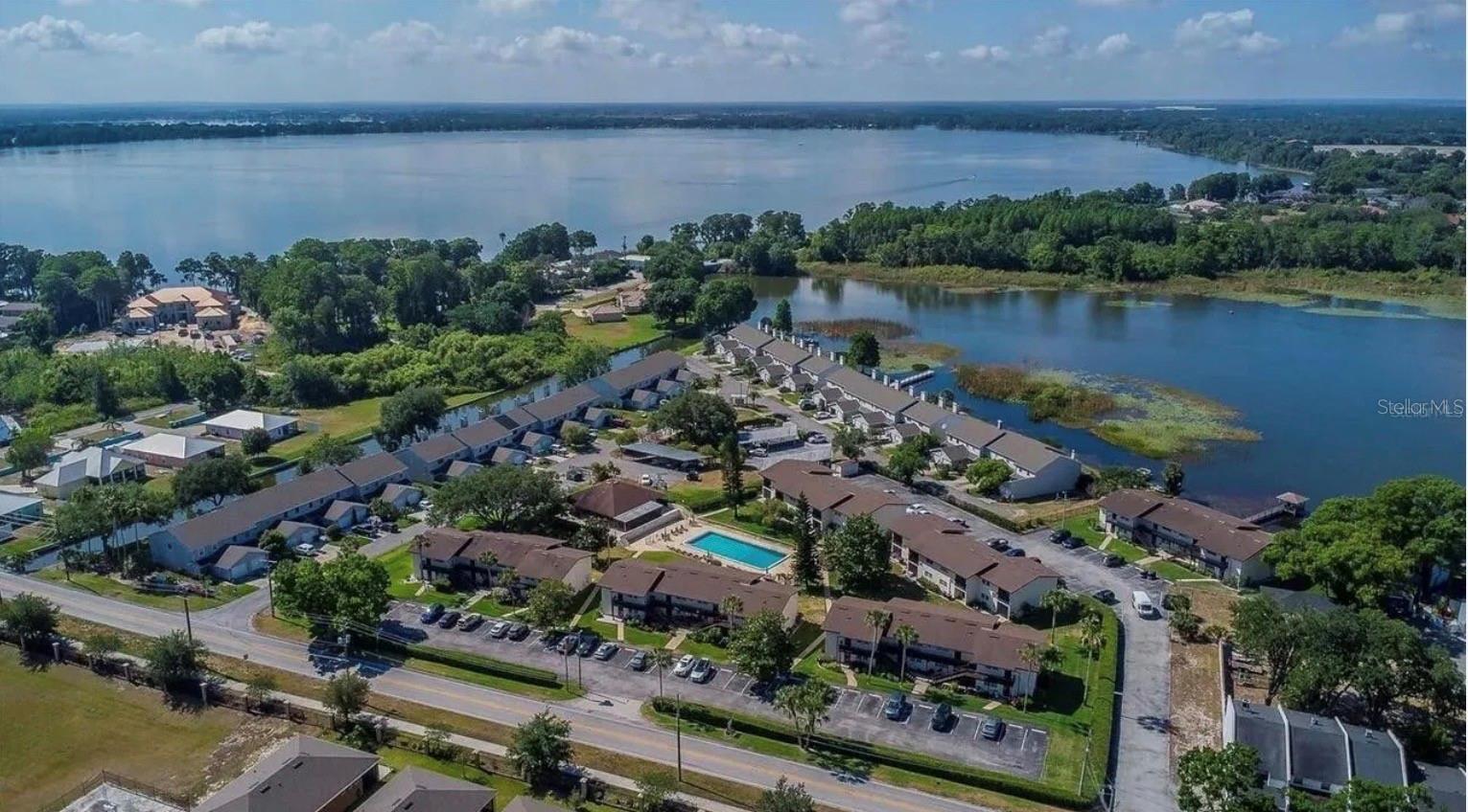 SANDY COVE WINTER HAVEN - Residential