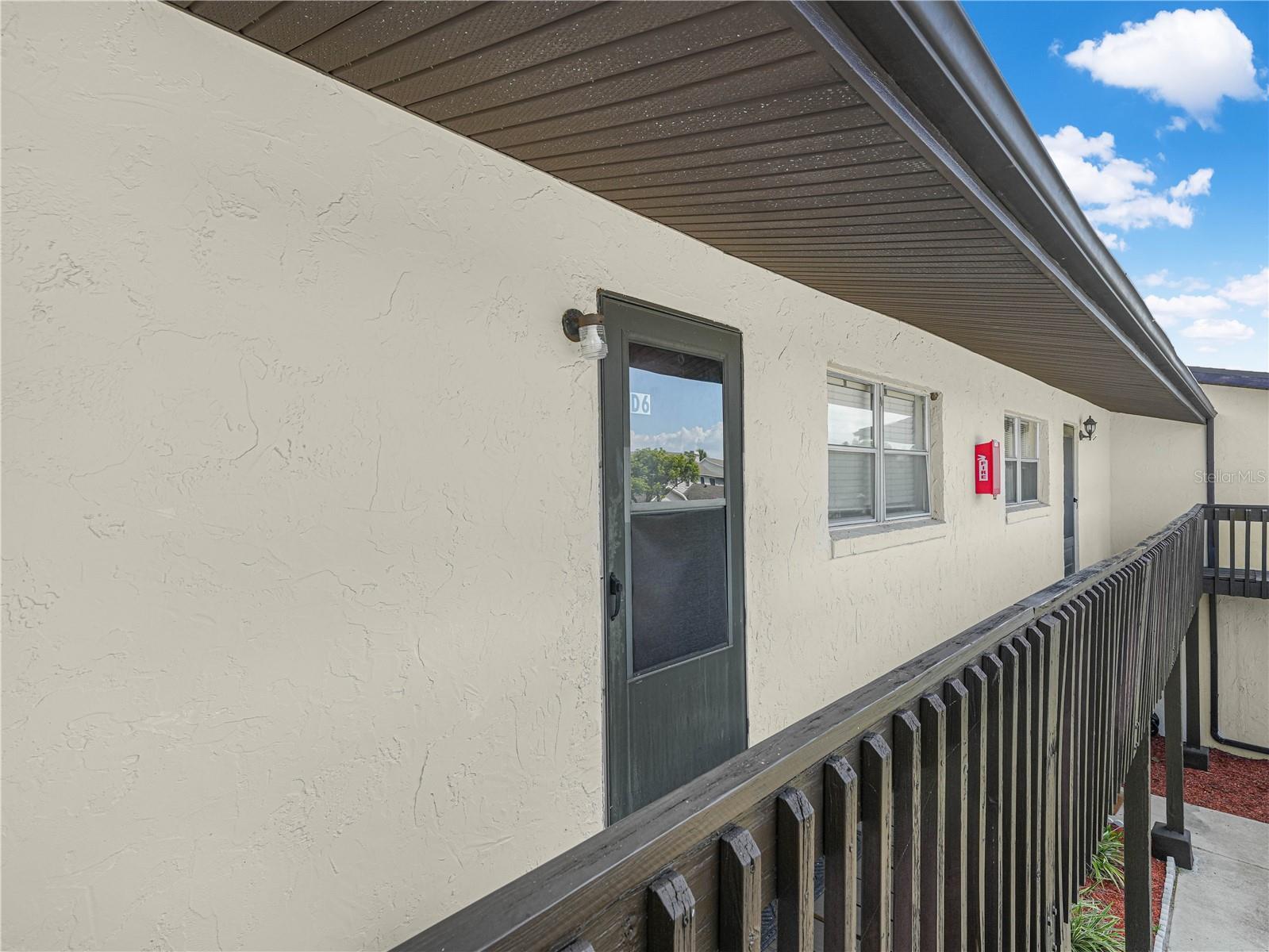 SANDY COVE WINTER HAVEN - Residential