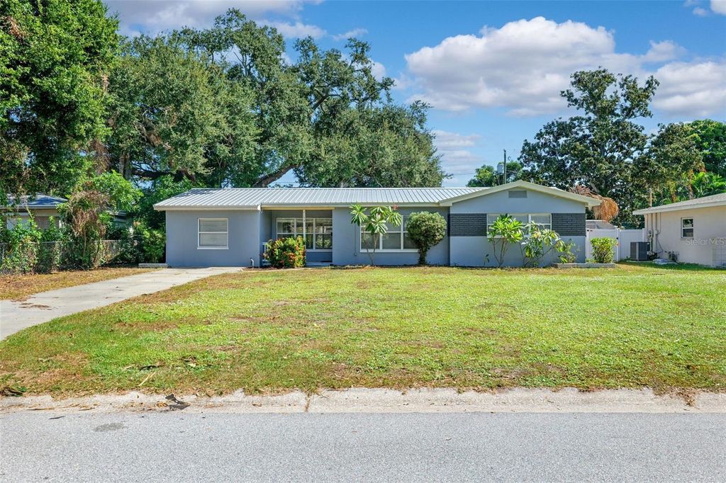 Photo of 2153 75th Way N, St Petersburg, FL 33710 (MLS # TB8404546)