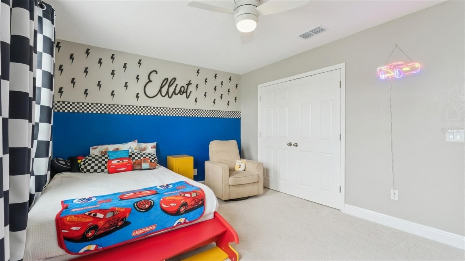 RIDGEVIEW - Residential