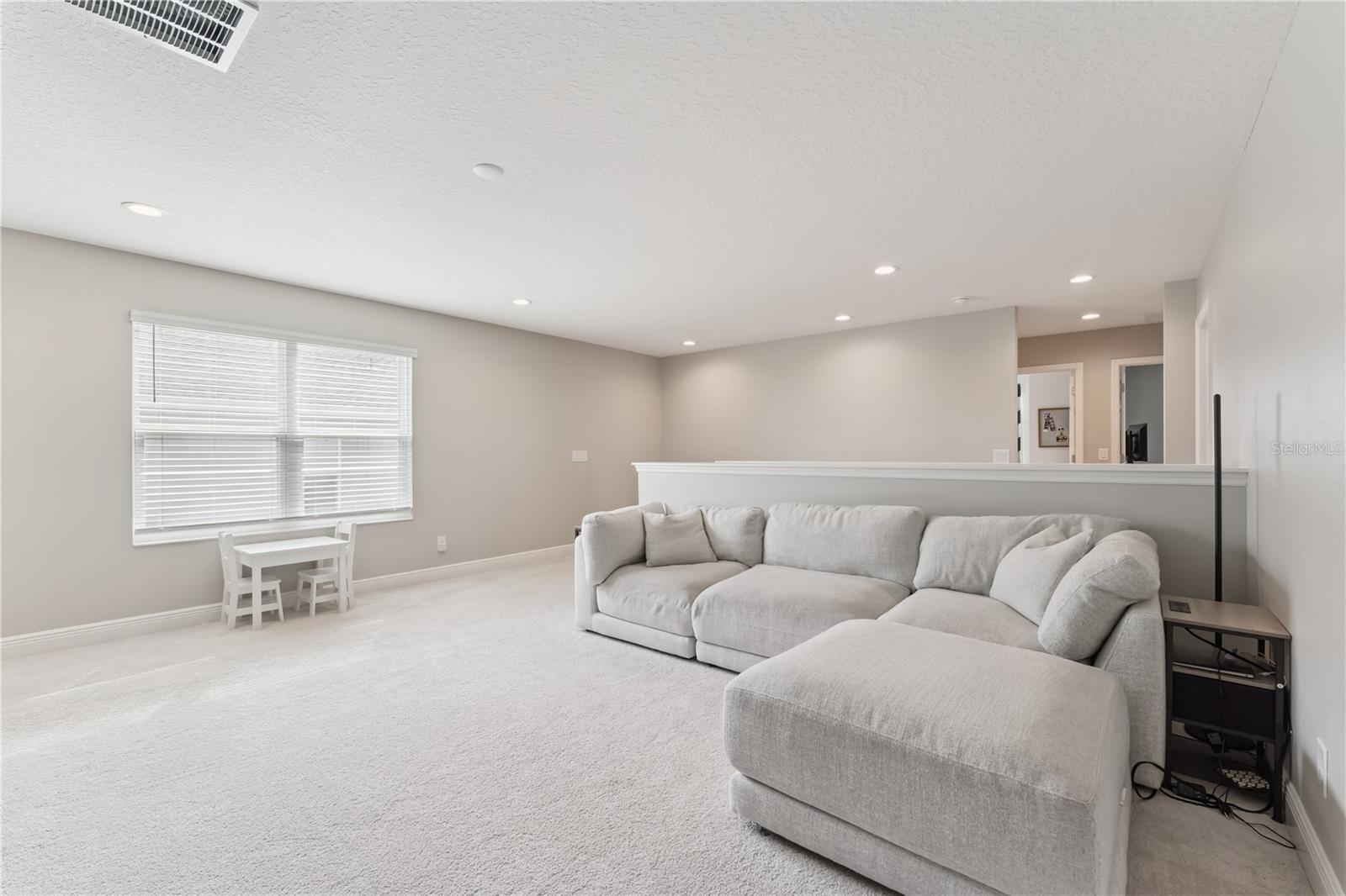 RIDGEVIEW - Residential