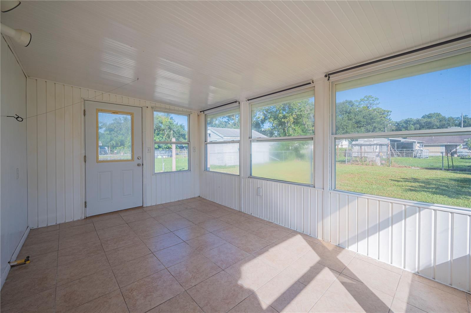 COUNTRY CLUB ESTATES SUB - Residential