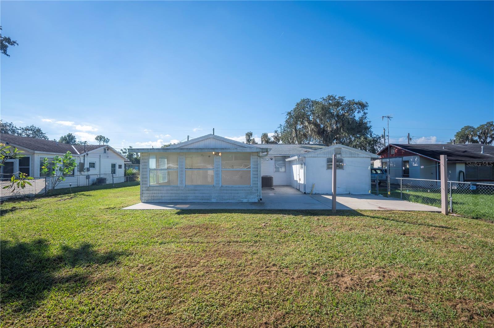 COUNTRY CLUB ESTATES SUB - Residential