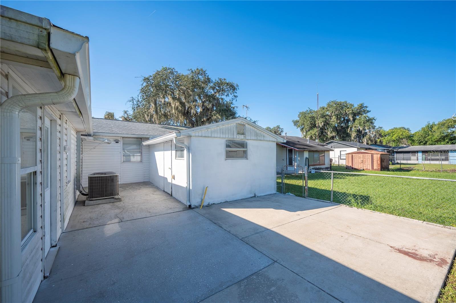COUNTRY CLUB ESTATES SUB - Residential