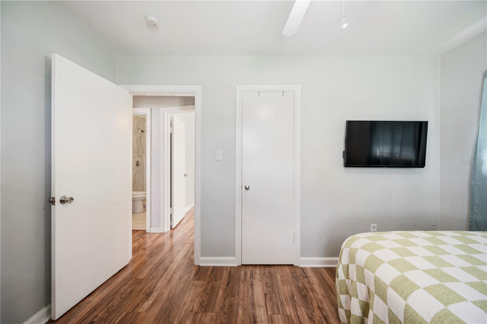 COUNTRY CLUB ESTATES SUB - Residential