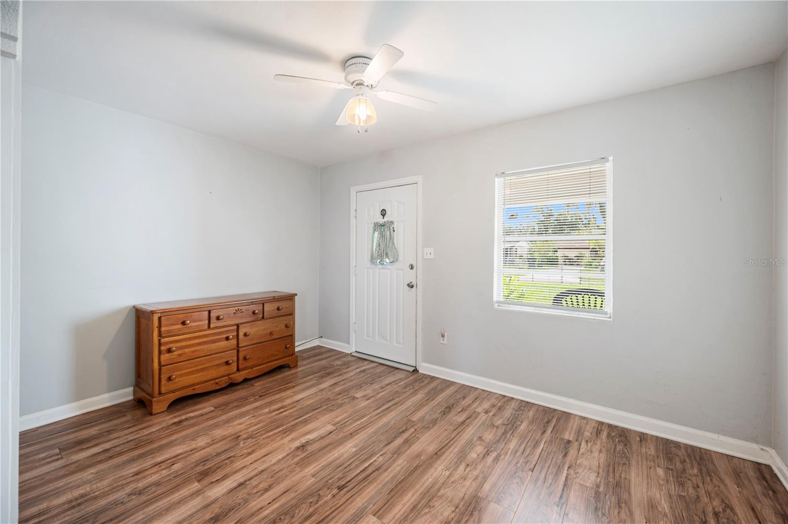 COUNTRY CLUB ESTATES SUB - Residential