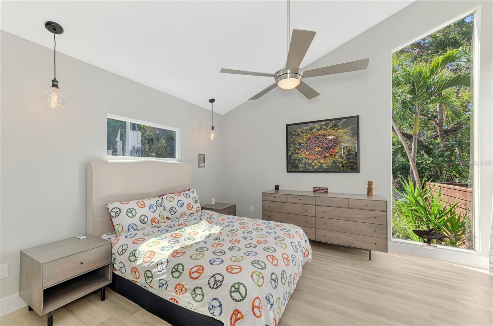 HIDDEN HARBOR - Residential