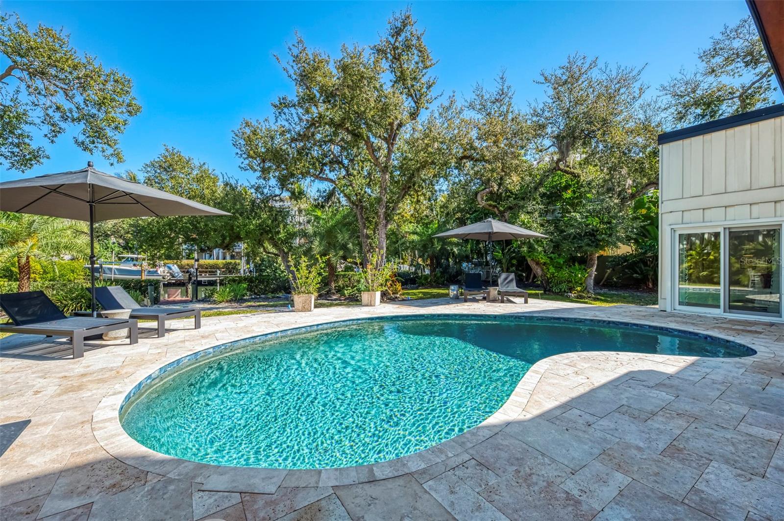 HIDDEN HARBOR - Residential