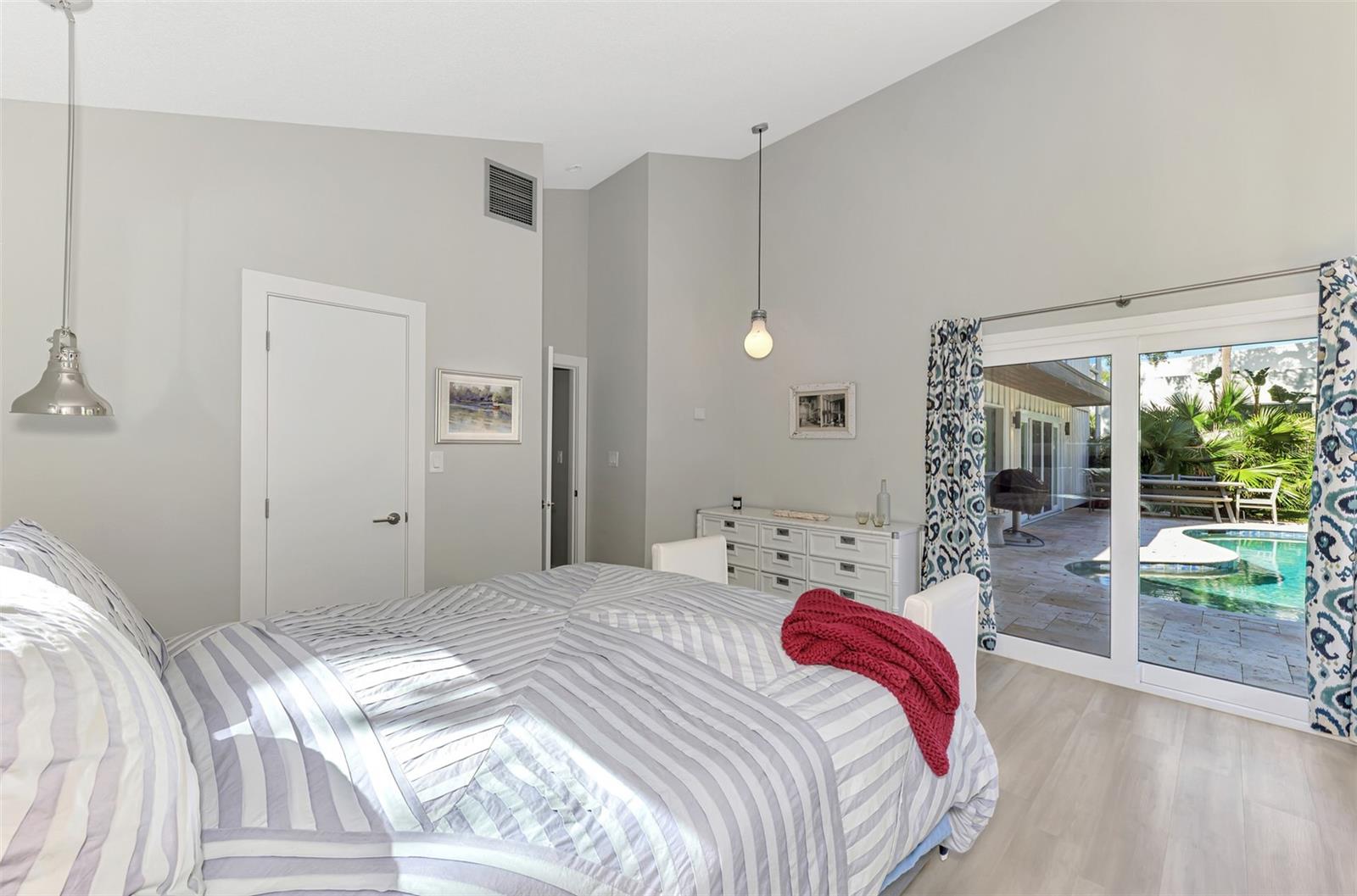 HIDDEN HARBOR - Residential