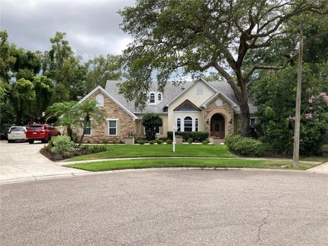 2880 CHELSEA PLACE N CLEARWATER FL 33759