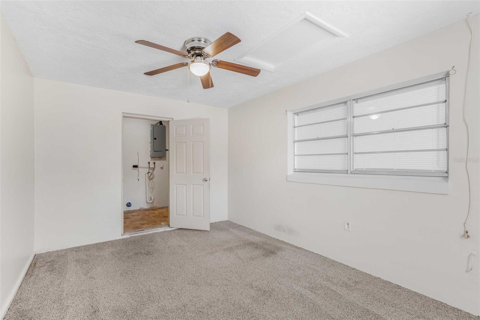 BEVERLY HILLS UNIT 05 - Residential