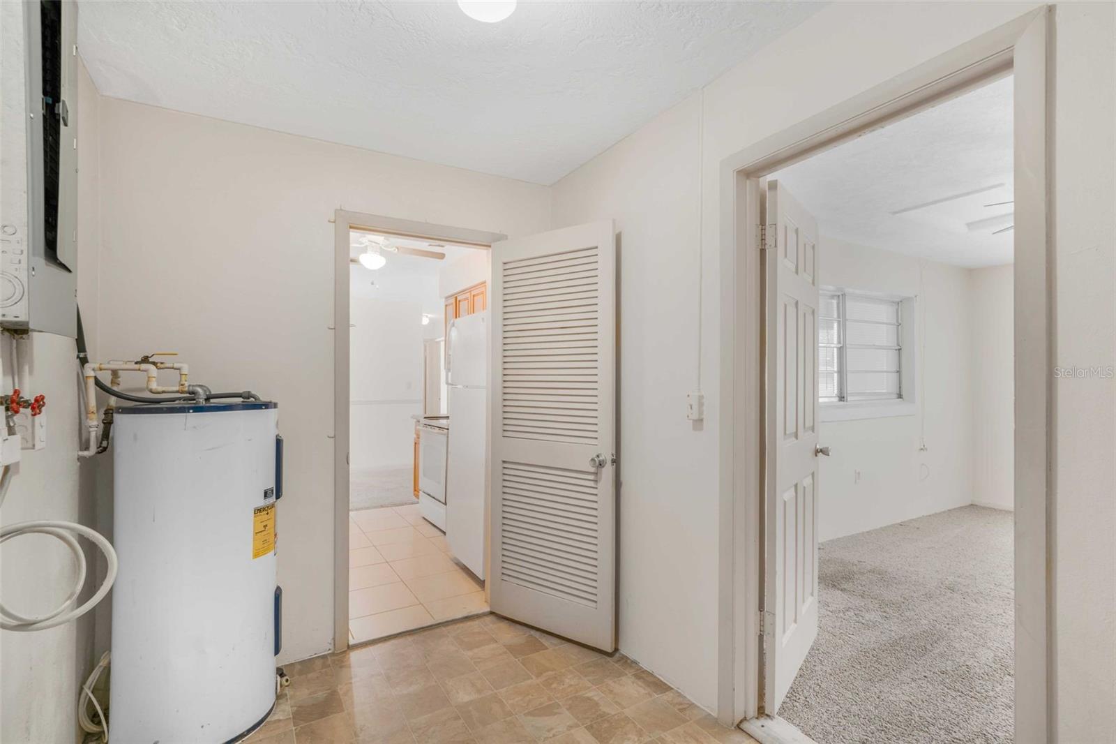 BEVERLY HILLS UNIT 05 - Residential