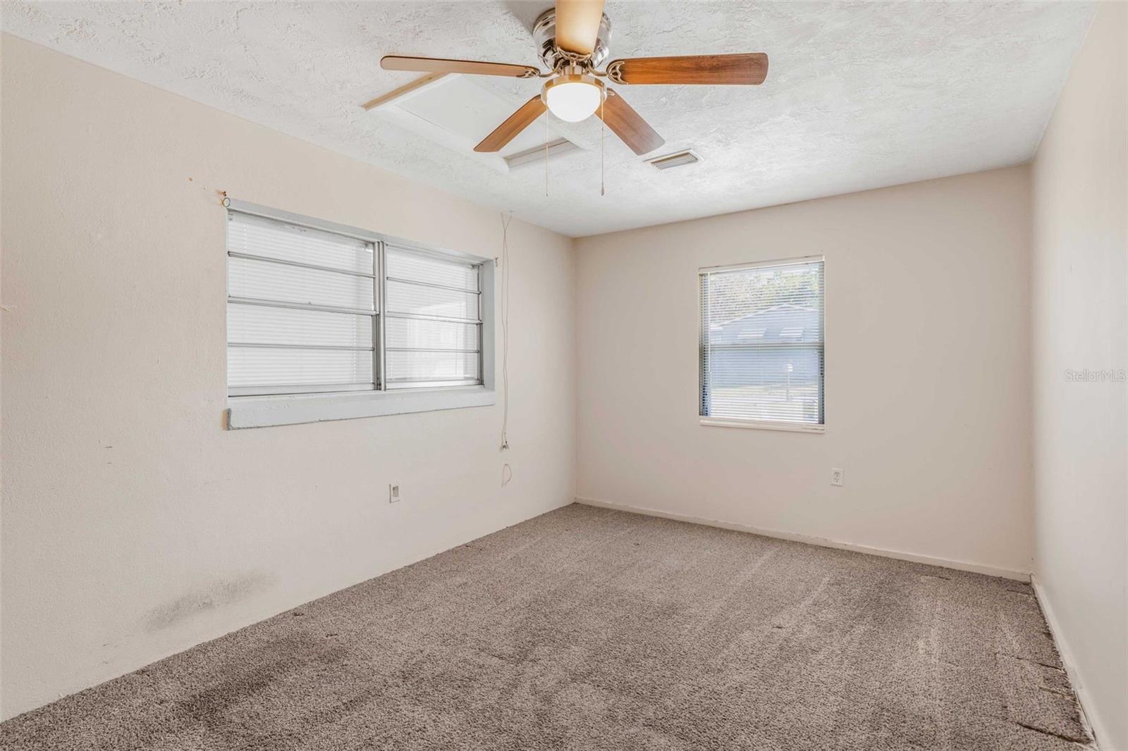 BEVERLY HILLS UNIT 05 - Residential