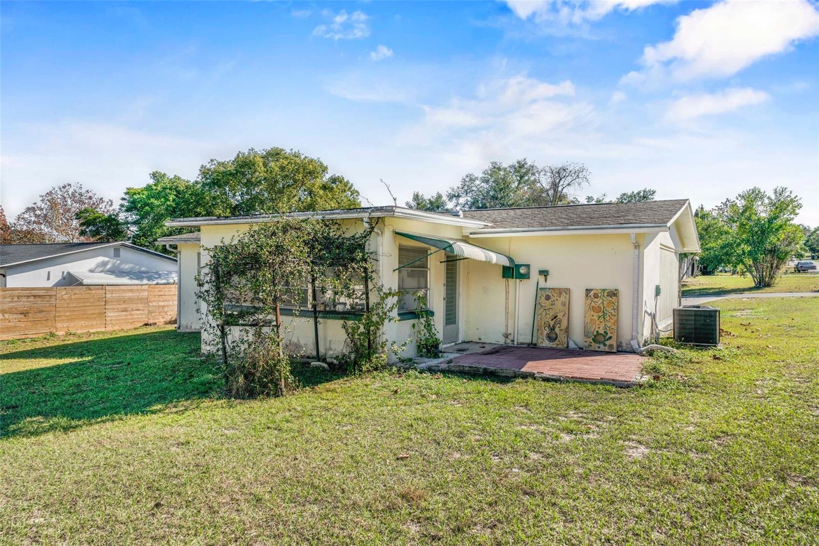 BEVERLY HILLS UNIT 05 - Residential