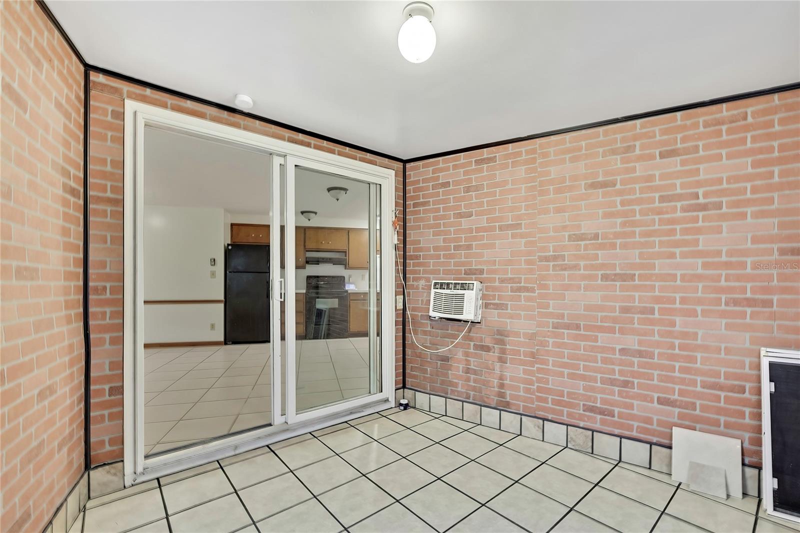 GULF SIDE ESTATES - Residential