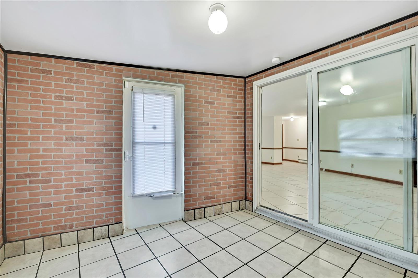 GULF SIDE ESTATES - Residential