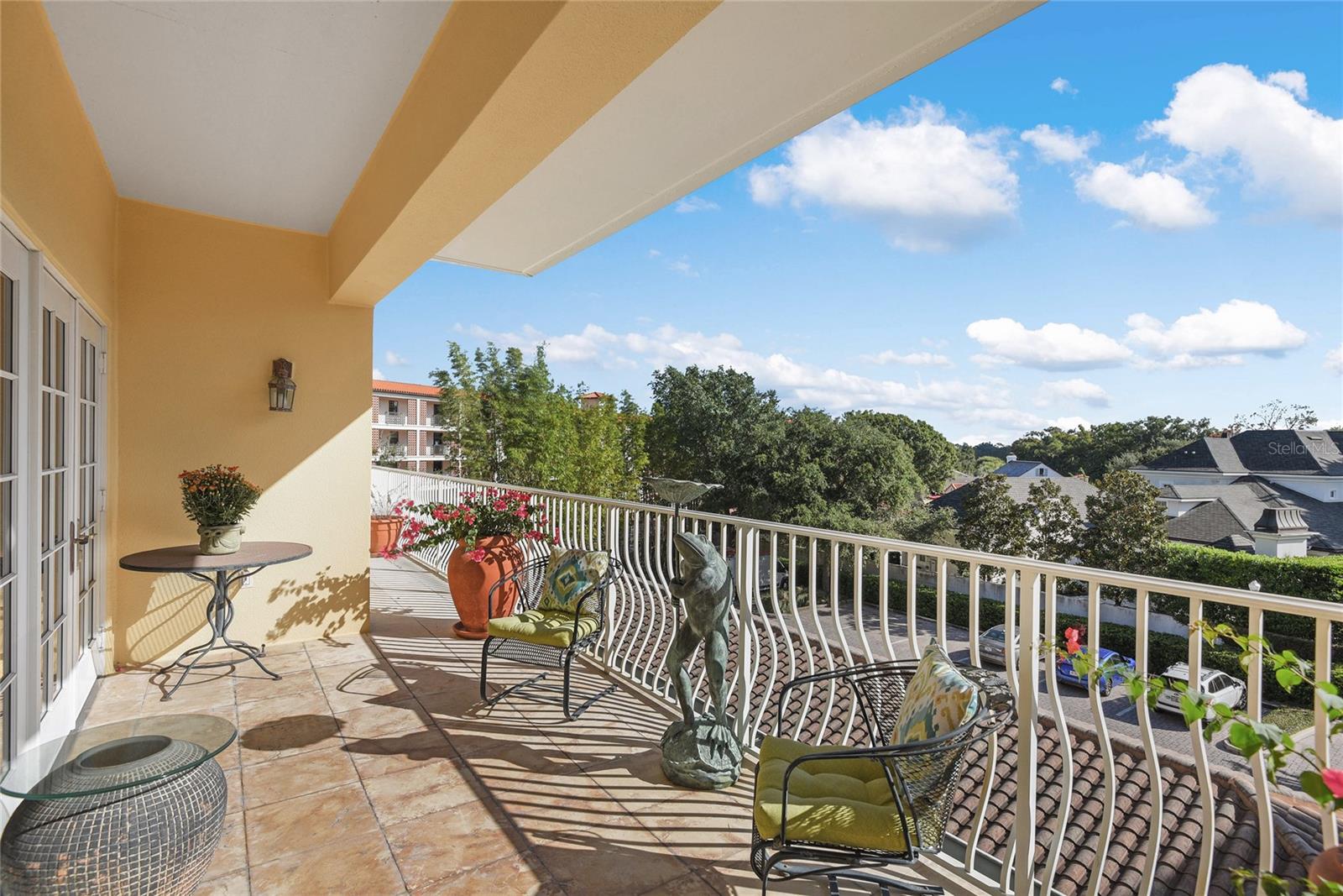 VERSAILLES WINTER PARK CONDO - Residential