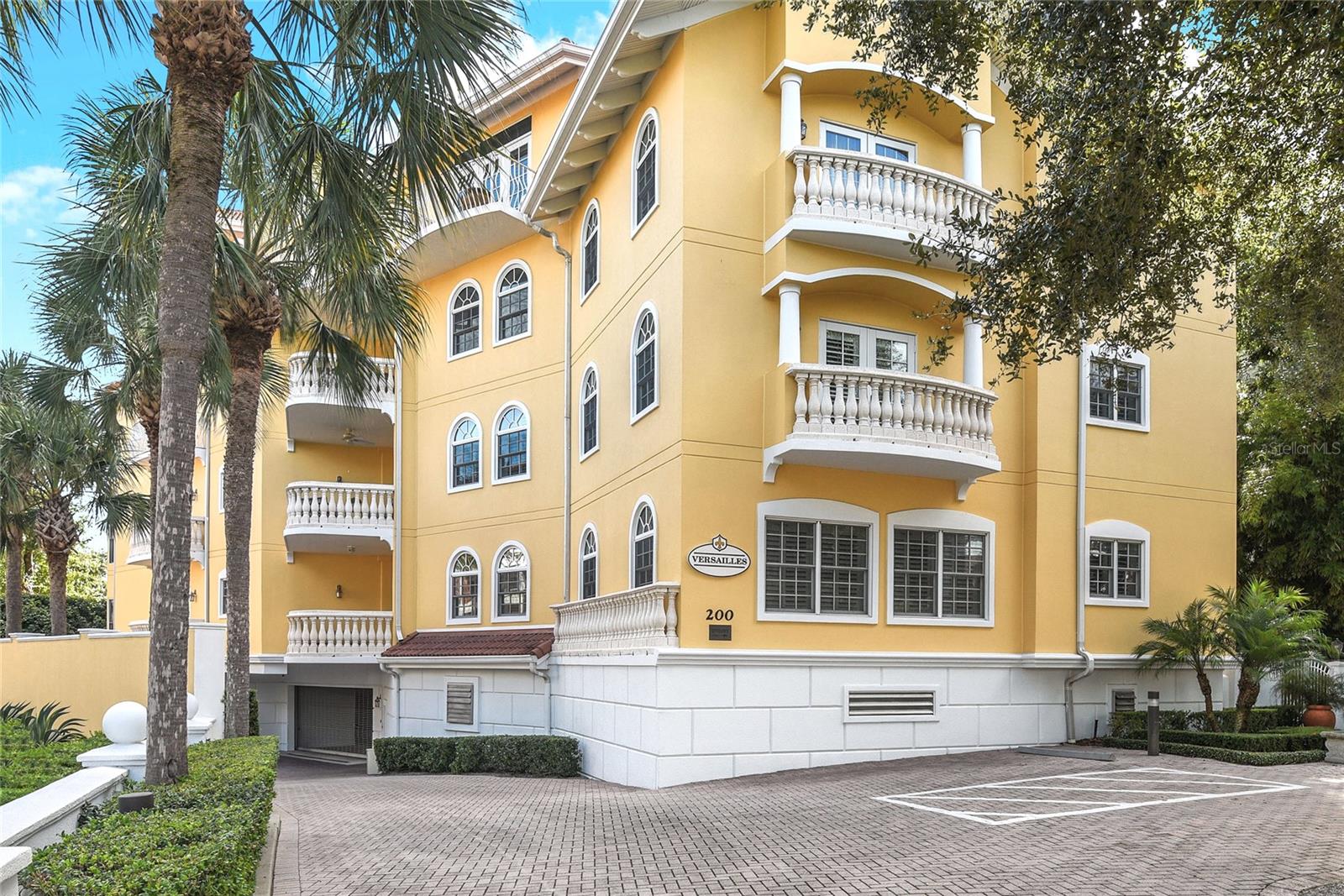 VERSAILLES WINTER PARK CONDO - Residential