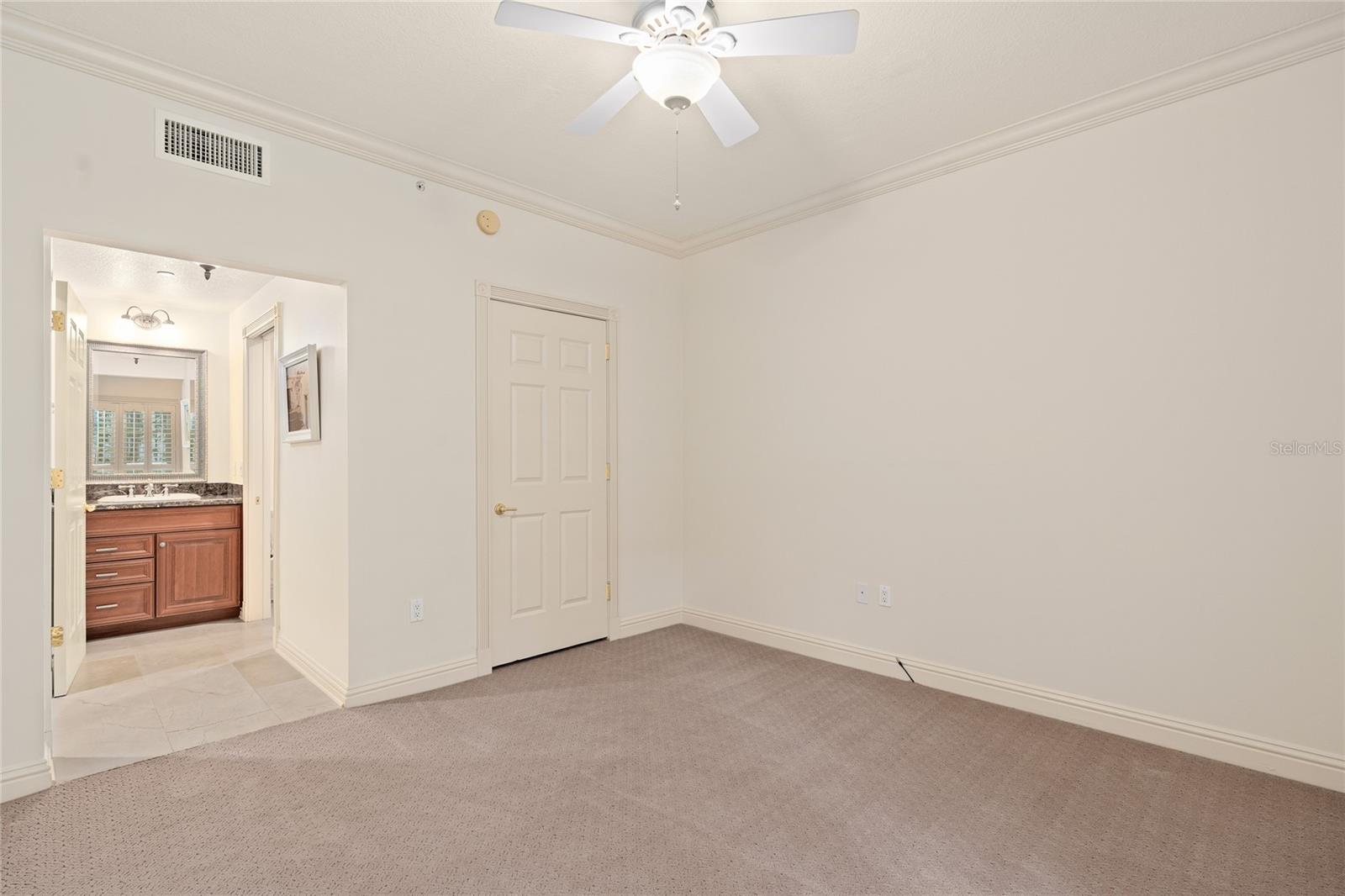 VERSAILLES WINTER PARK CONDO - Residential