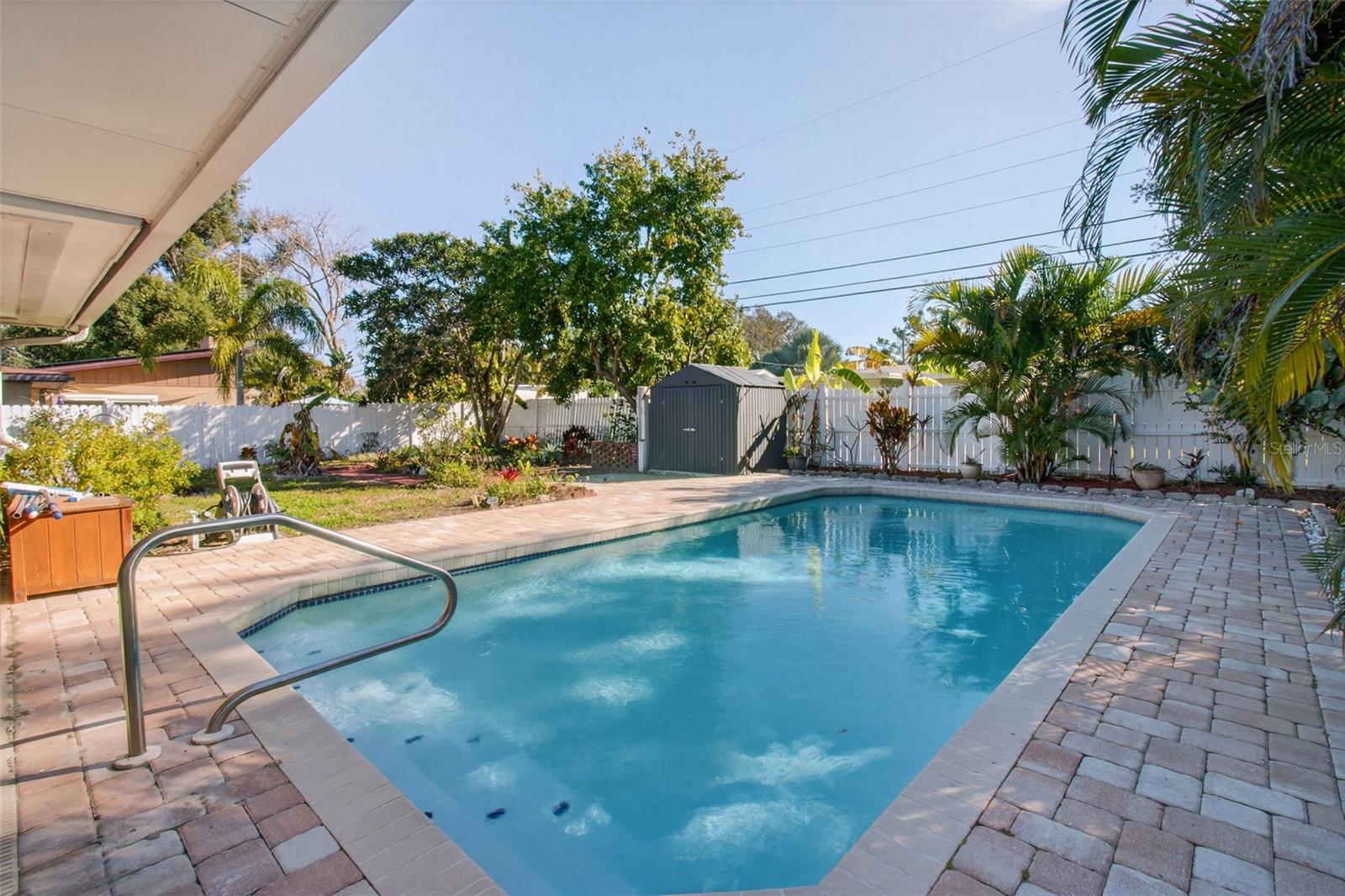 HARBOR CREST - Residential