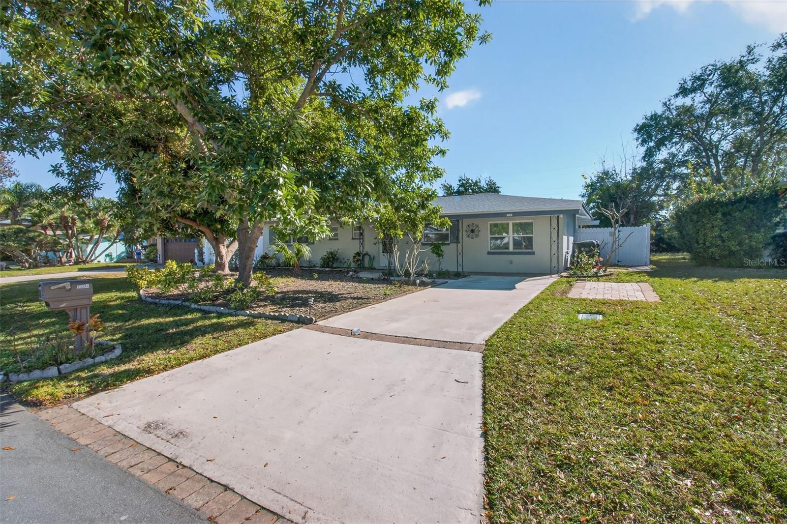 HARBOR CREST - Residential