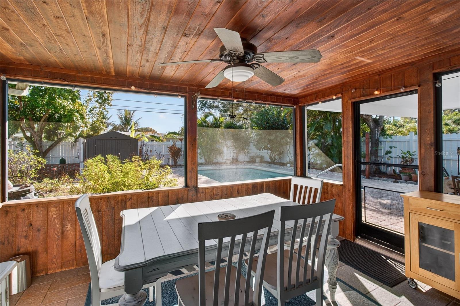 HARBOR CREST - Residential