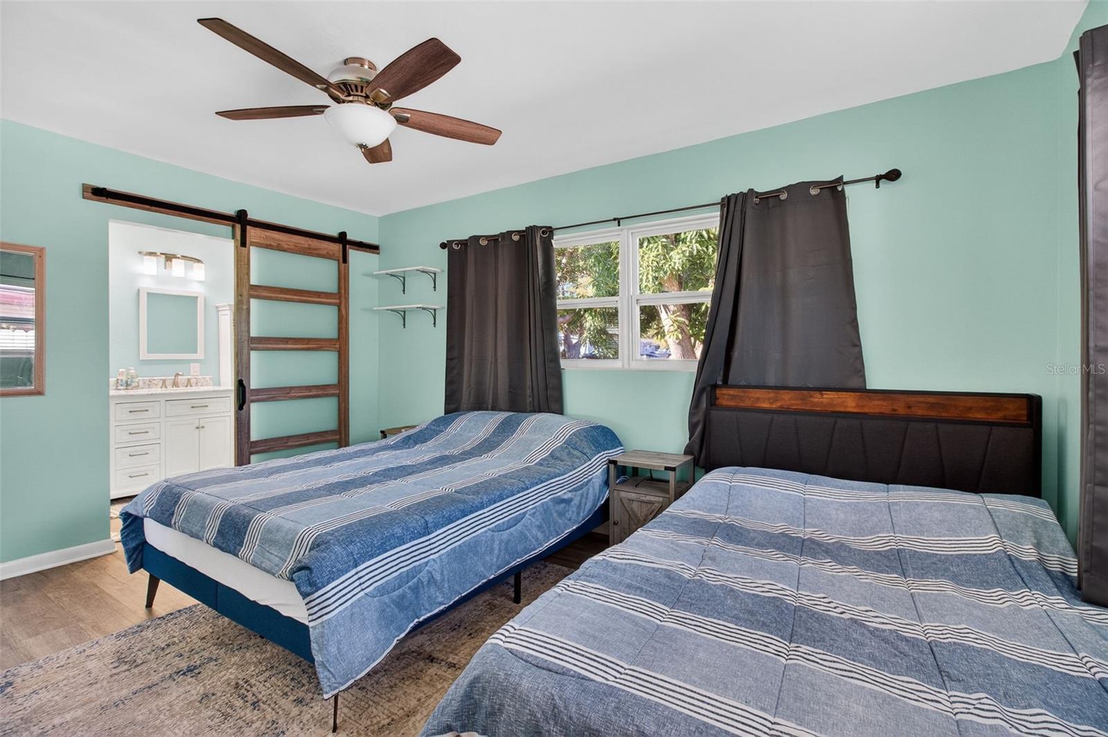 HARBOR CREST - Residential