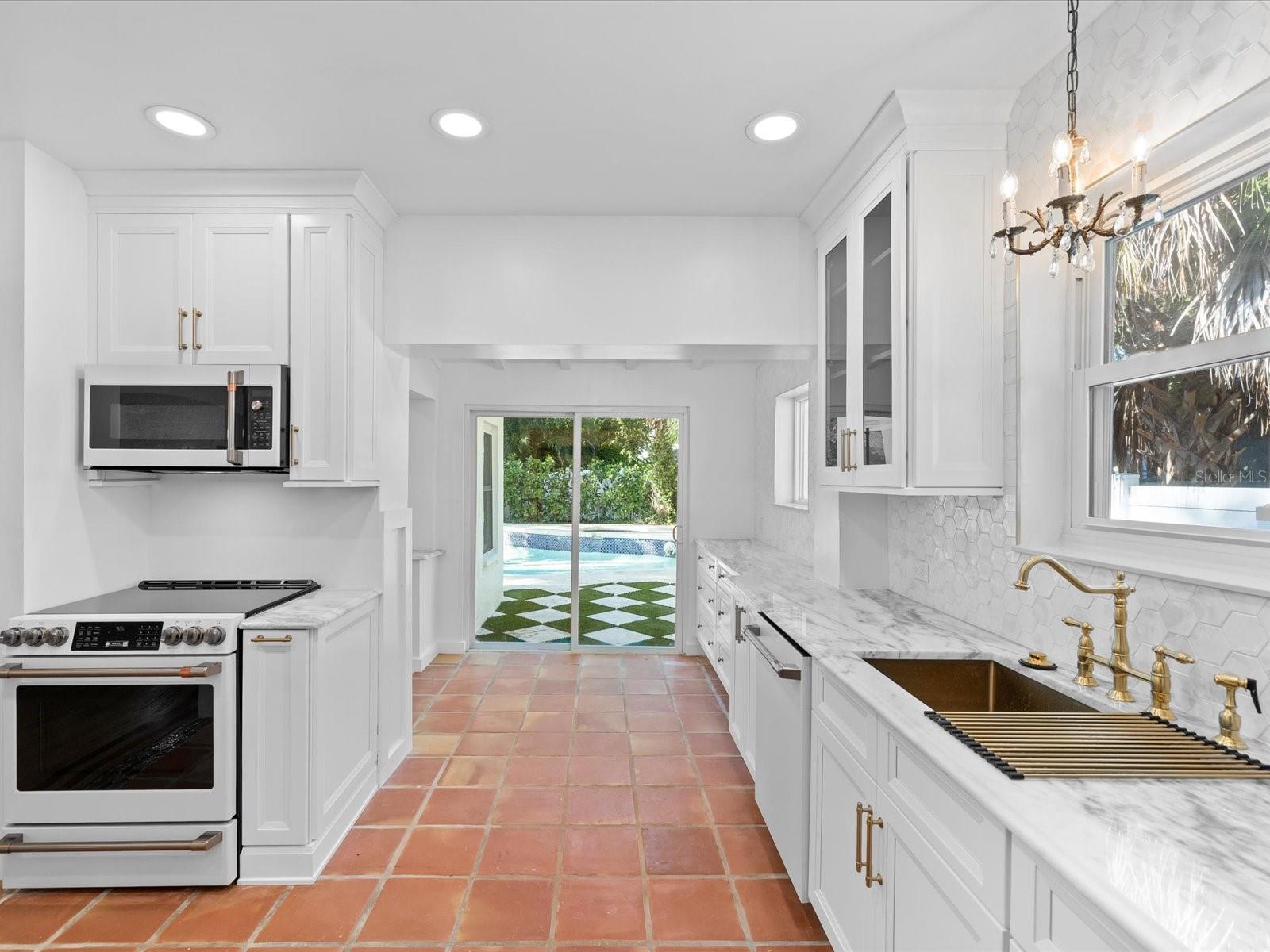 SNELL ISLE BRIGHTWATERS REP PTS OF SEC 1 & 2 - Residential