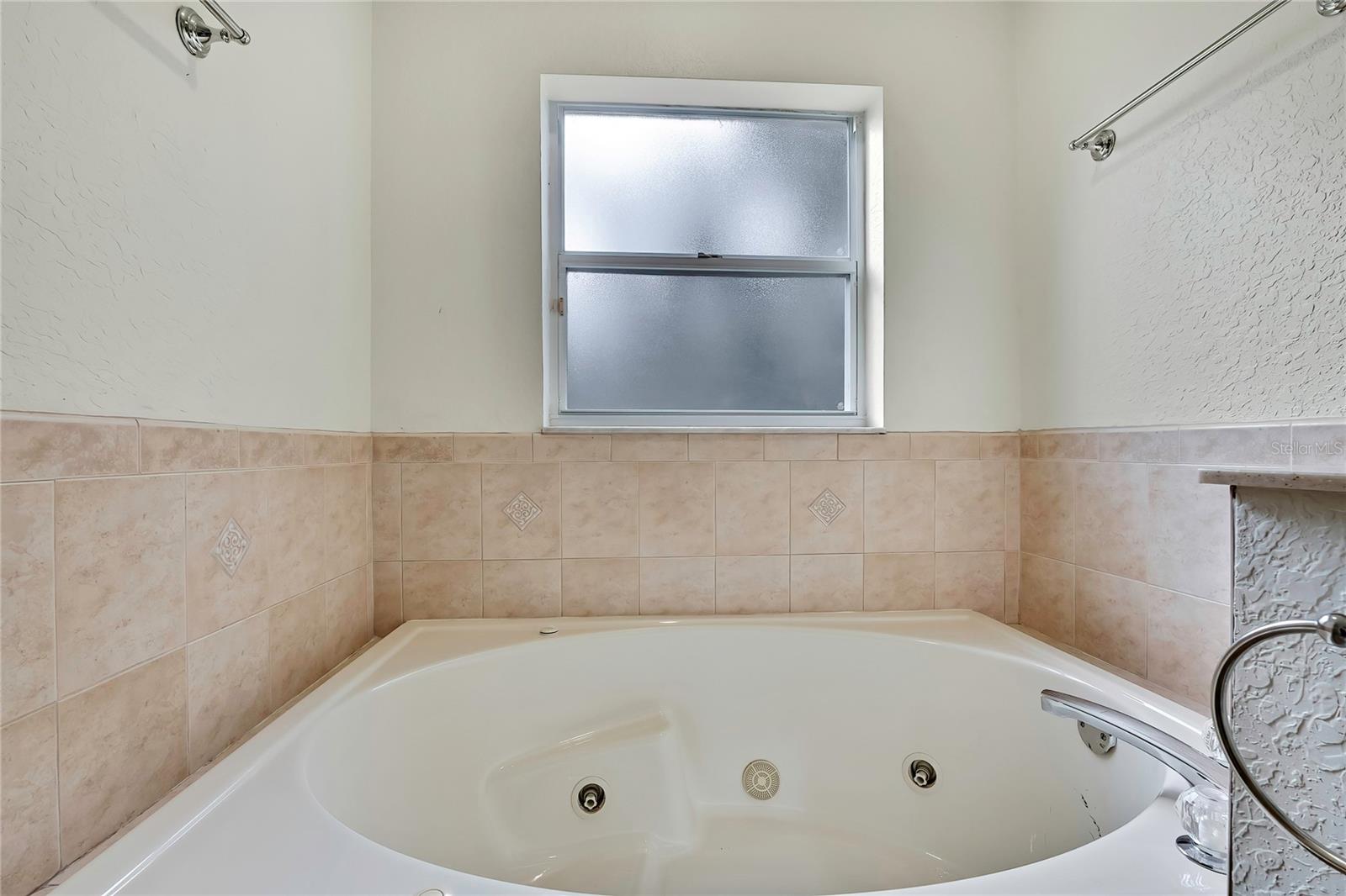 PADRONS WEST LINDEN ESTATES - Residential Lease