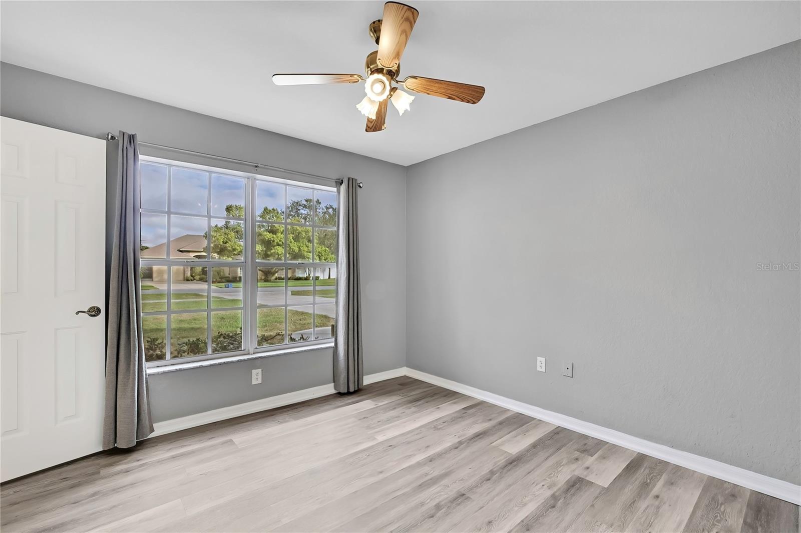 PADRONS WEST LINDEN ESTATES - Residential Lease