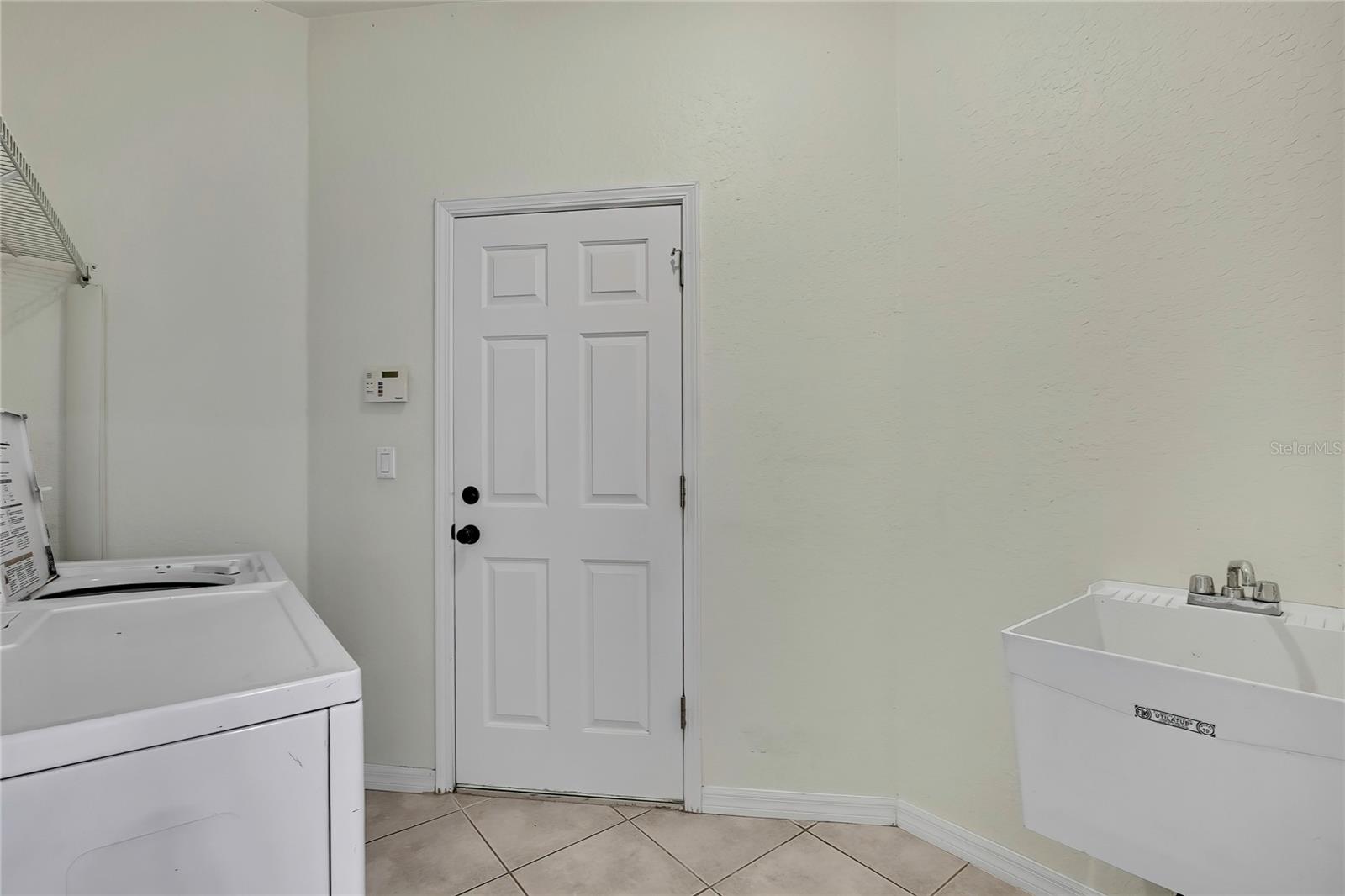 PADRONS WEST LINDEN ESTATES - Residential Lease