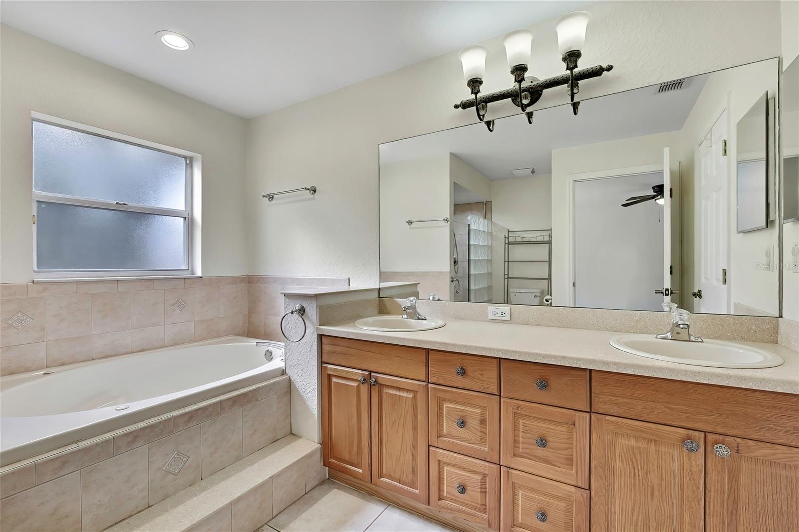 PADRONS WEST LINDEN ESTATES - Residential Lease