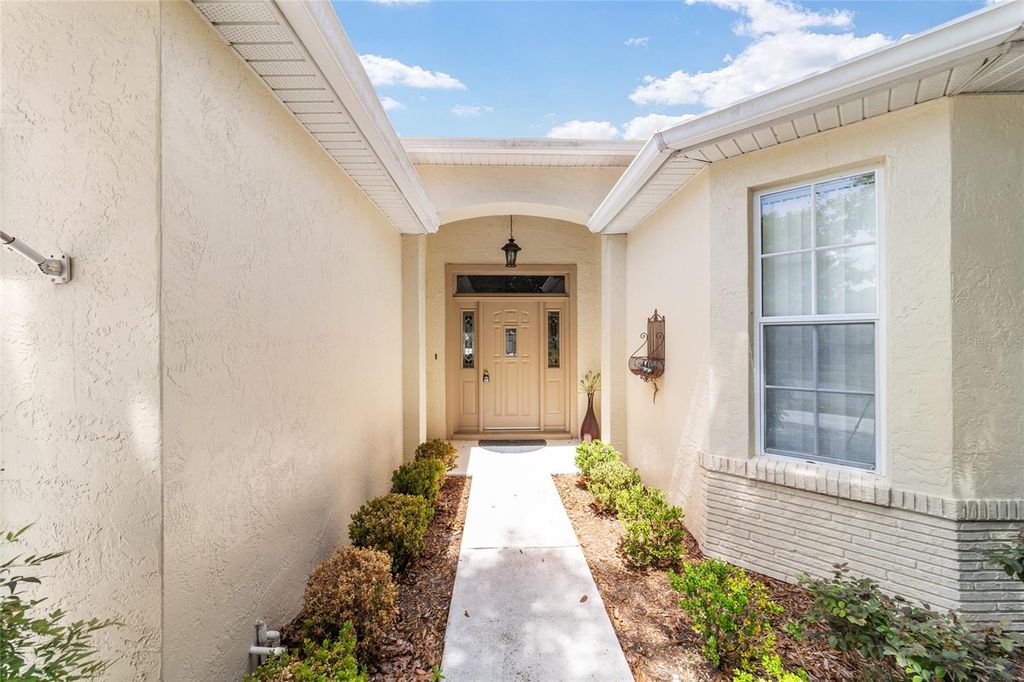 Photo of 9458 SW 93rd Loop, Ocala, FL 34481 (MLS # OM724037)