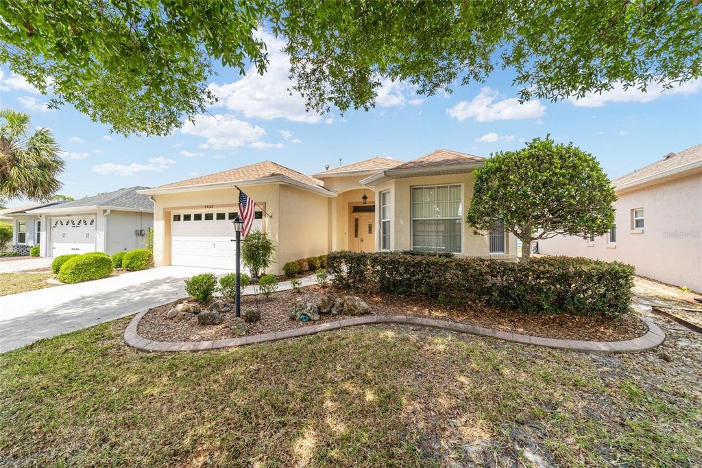 Photo of 9458 SW 93rd Loop, Ocala, FL 34481 (MLS # OM724037)