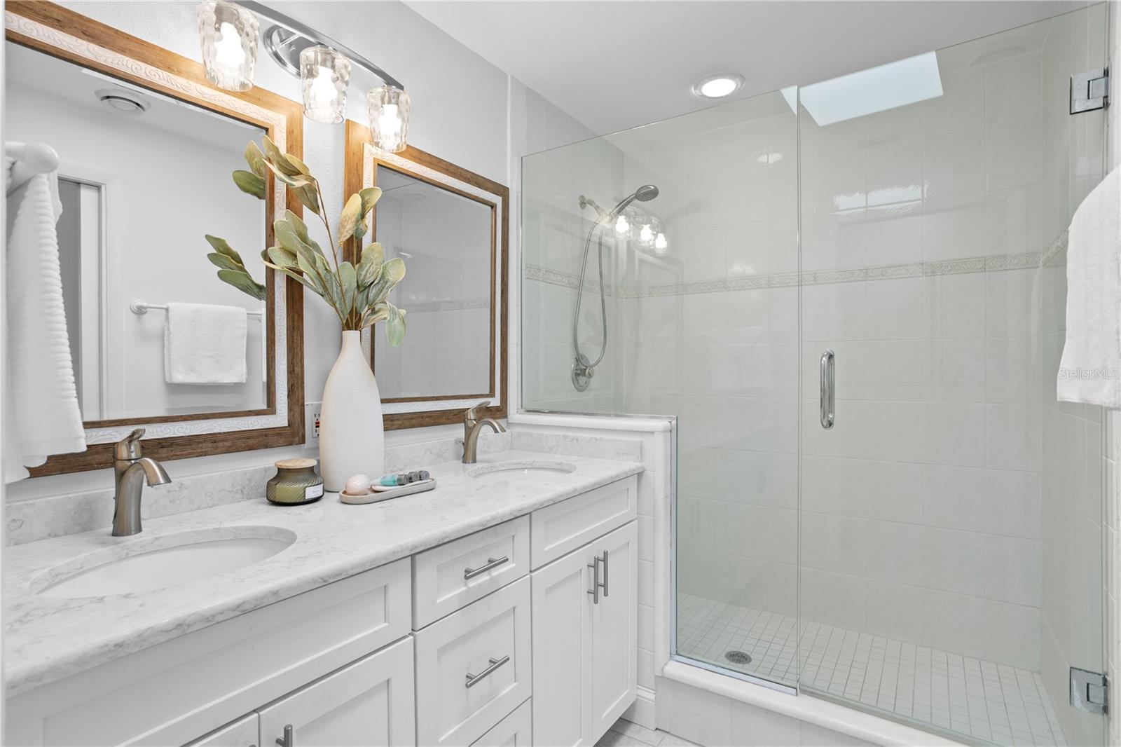 NORTH VINA DEL MAR 1ST ADD - Residential