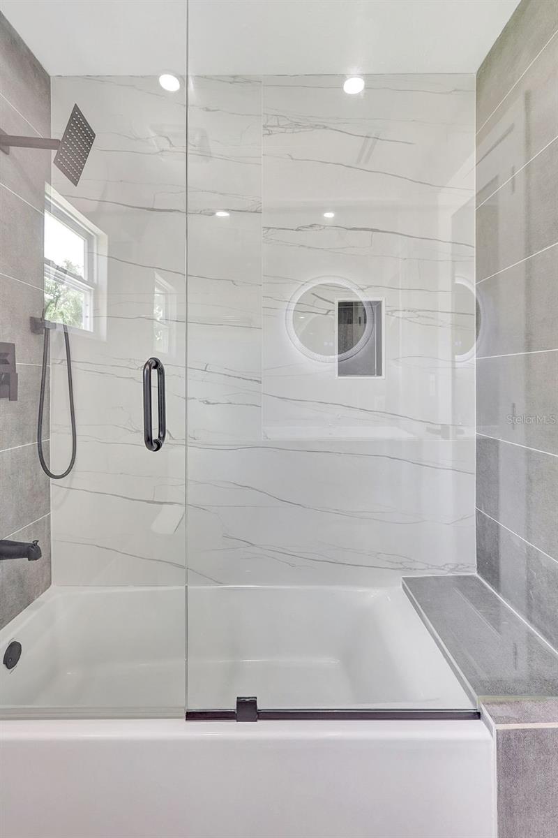 RESTFUL PINES - Residential