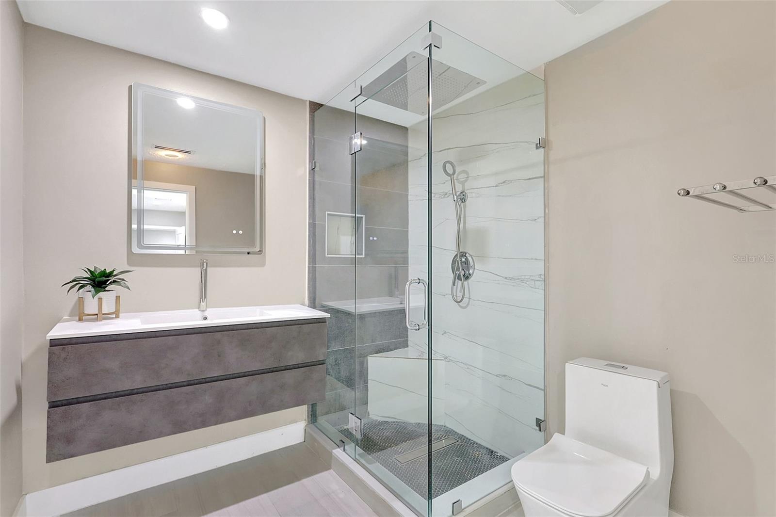 3234 RESTFUL LANE