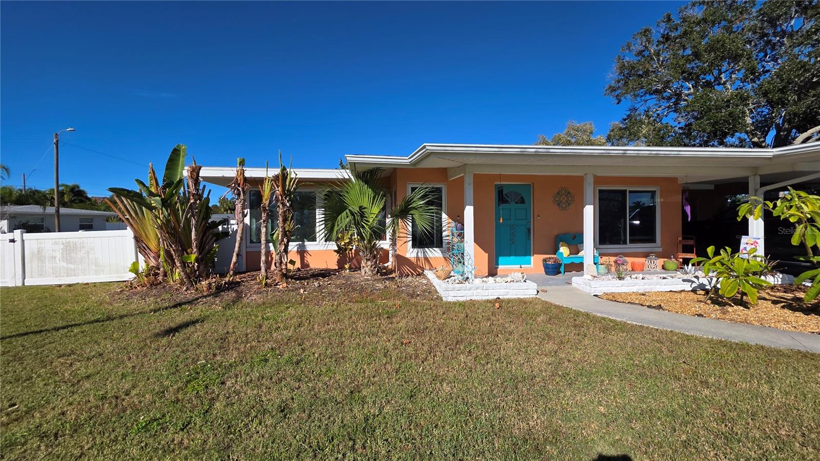 552 TRADE WINDS DRIVE