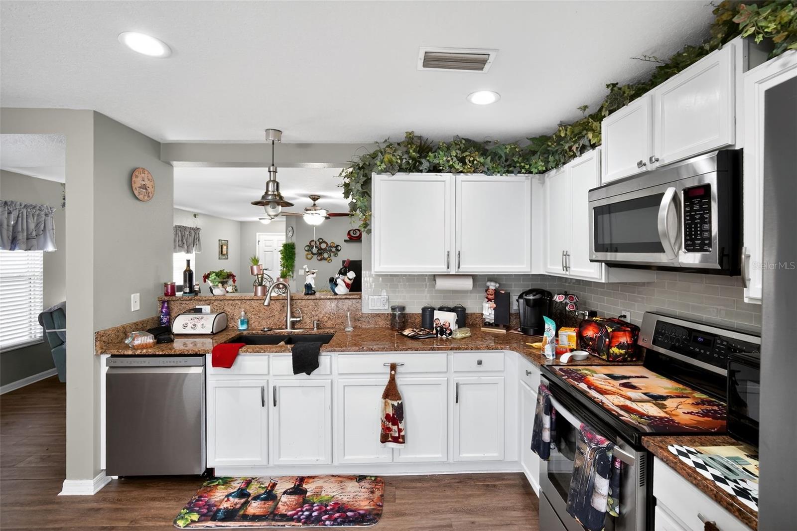 PRESERVE AT SUNDANCE PHASE 1 - Residential