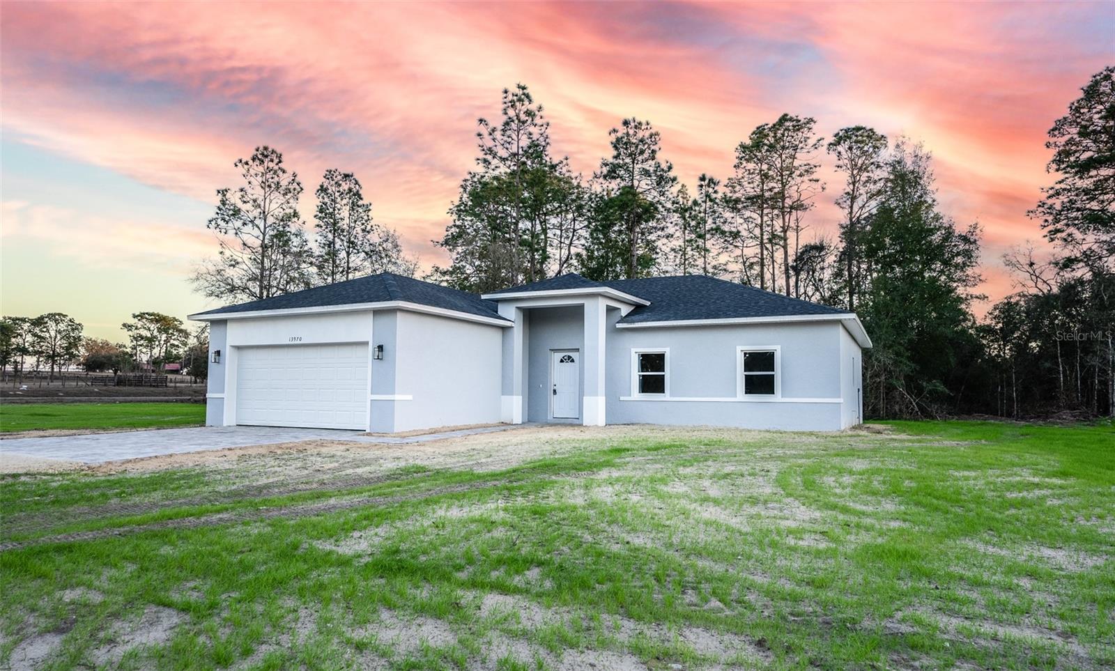 WALK IN WATER LAKE ESTATES PH 03 - Residential